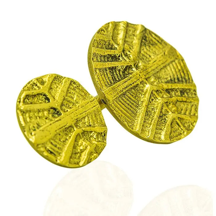 Gold brass K-Dazi Ring: fearless, expressive brass ring for individuality and contemporary style.