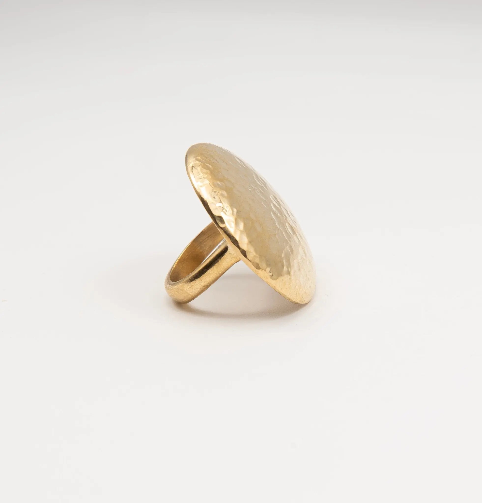 Lila Ring Adele Dejak