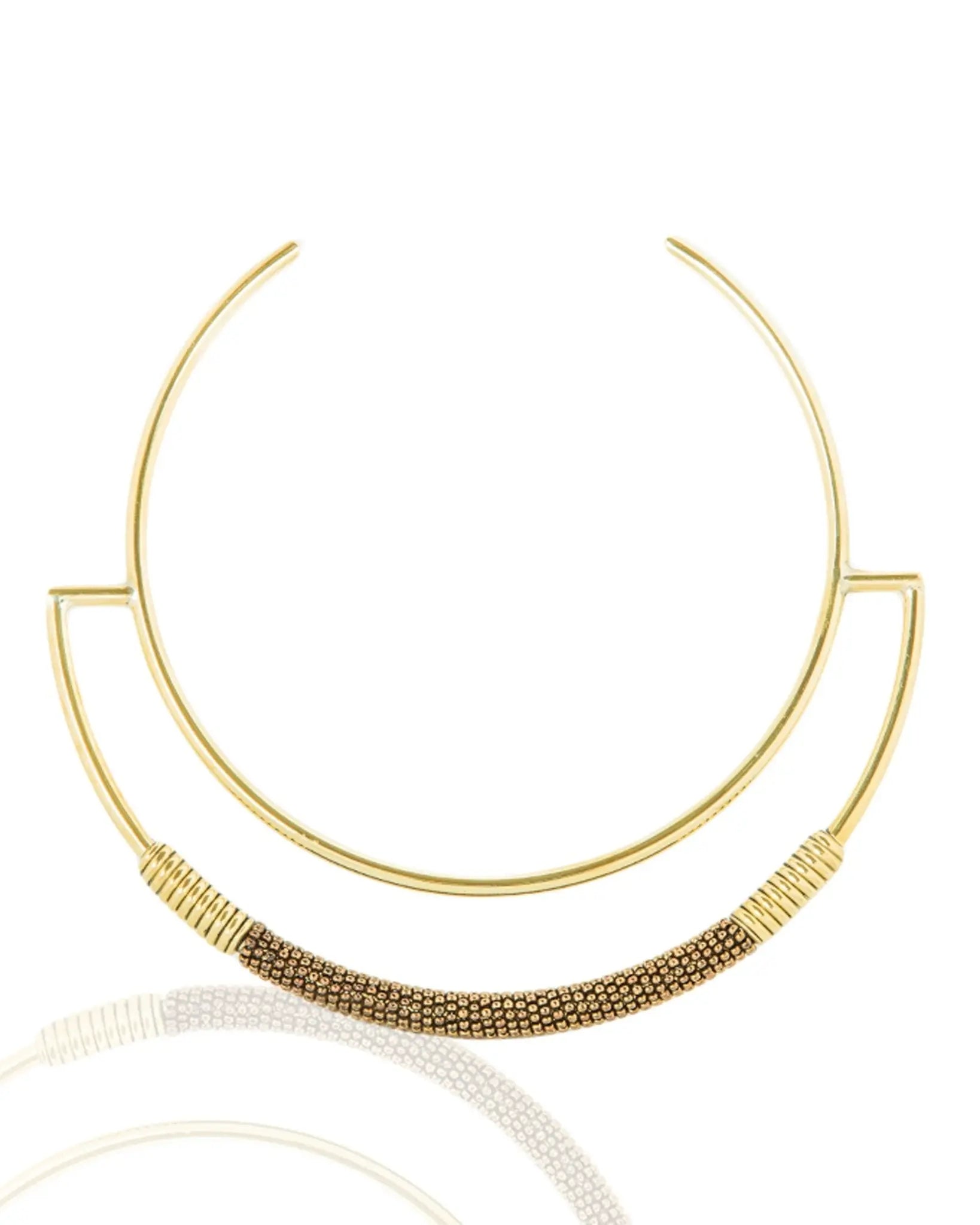Loanda 24k Gold Necklace: refined, celebratory choker for weddings, anniversaries, and meaningful gifting-front view