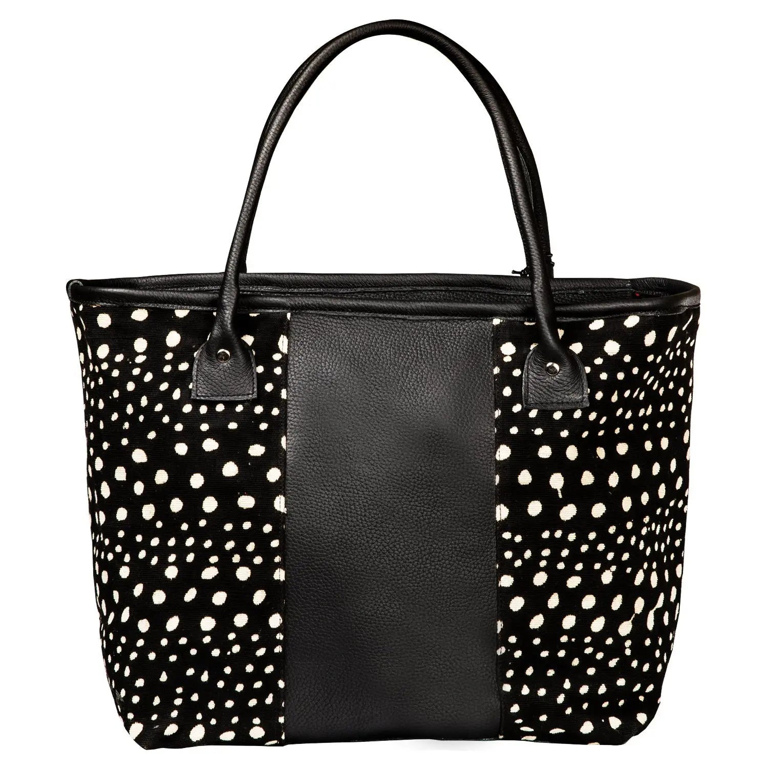 Mrembo Mud Cloth Bag: heartfelt Malian artistry, blending tradition with modern allure-detailed view