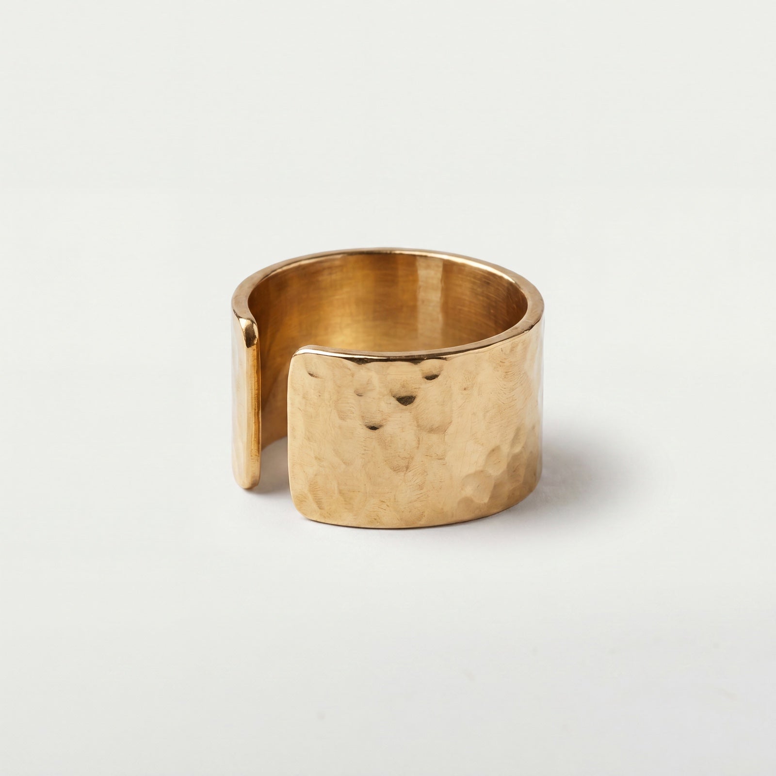 QEJAK EAR CLIP