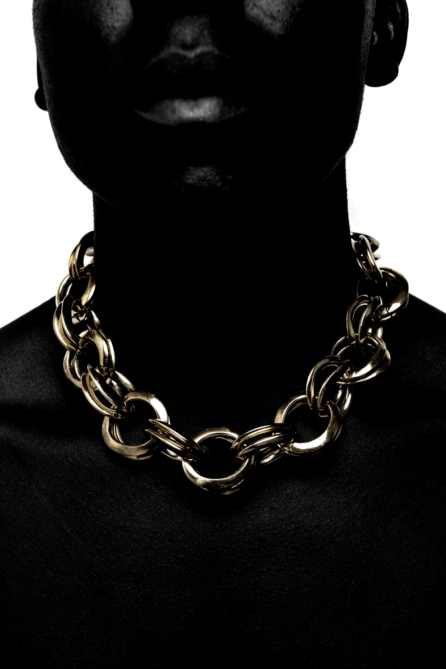 Dama Chain Neckpiece